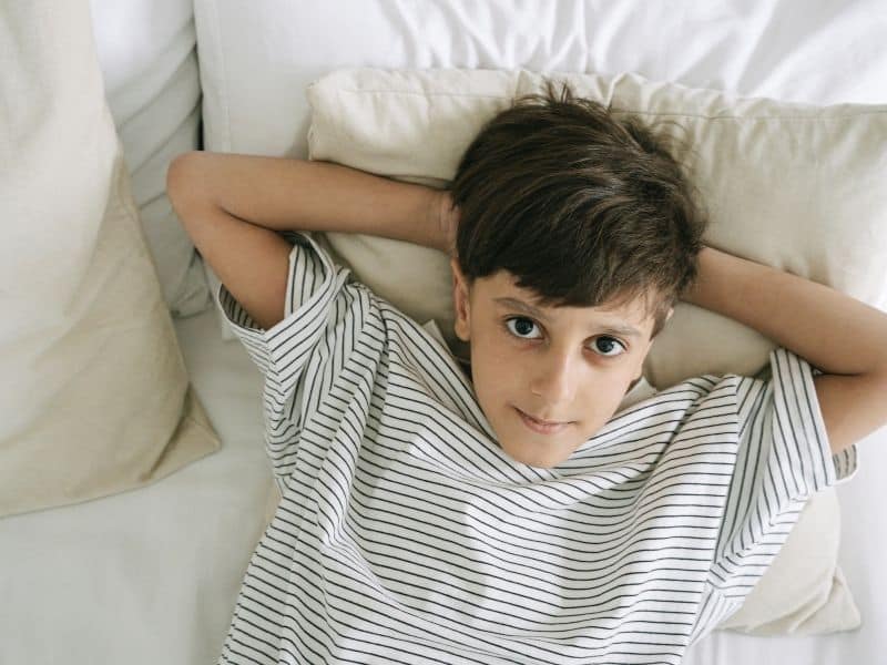 Antalya çocuk psikoloğu ve pedagog tarafından çocuklarda yalan söyleme davranışına yönelik hizmetler görseli