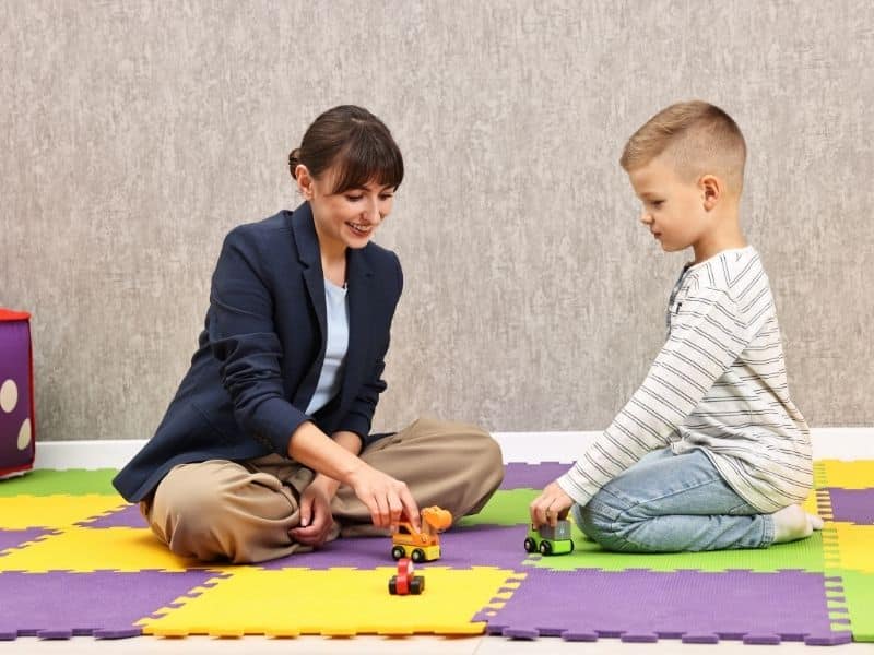 Antalya’da çocuk psikoloğu olarak çalışma sürecim